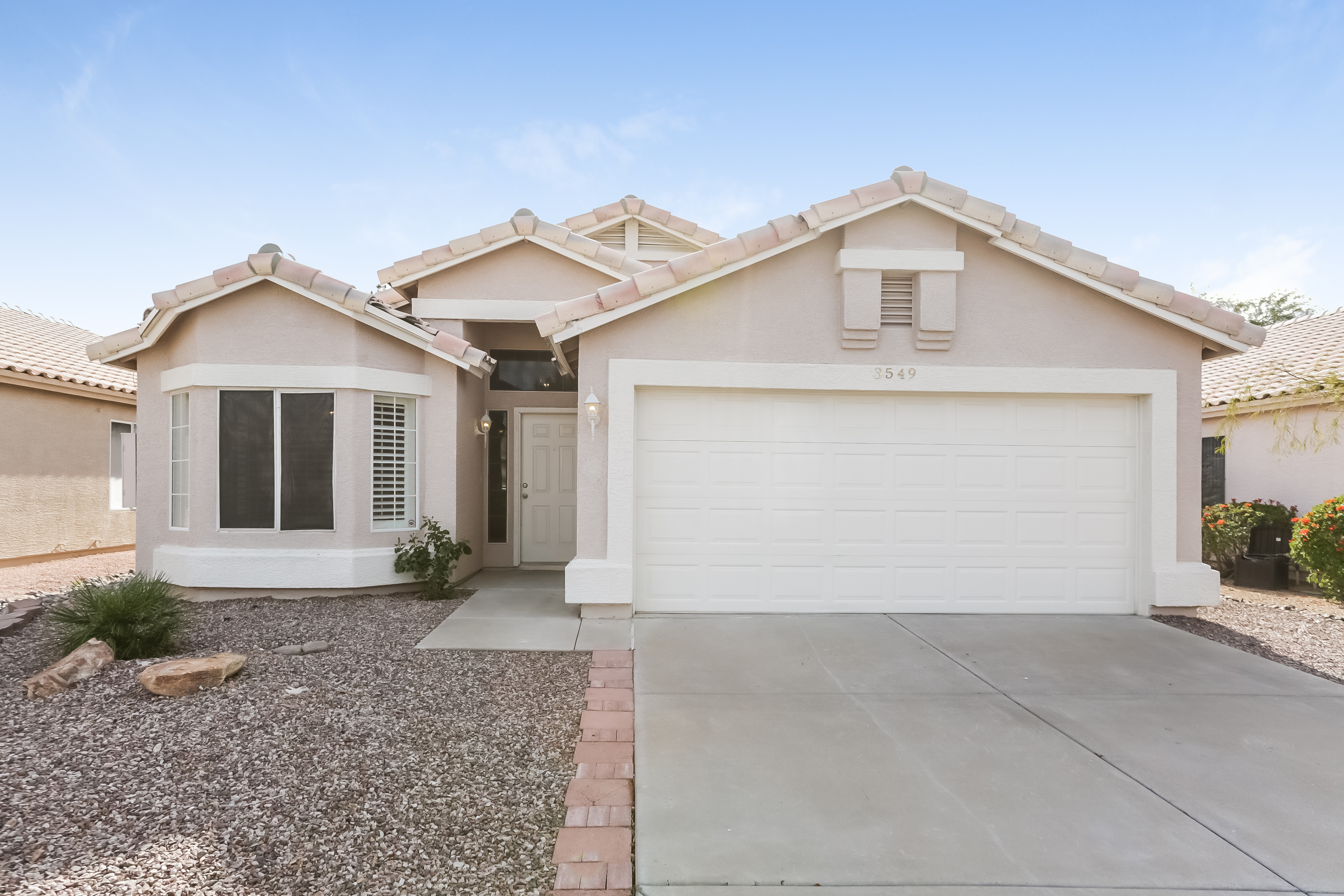 3549 E Kelton Ln Phoenix, AZ 85032